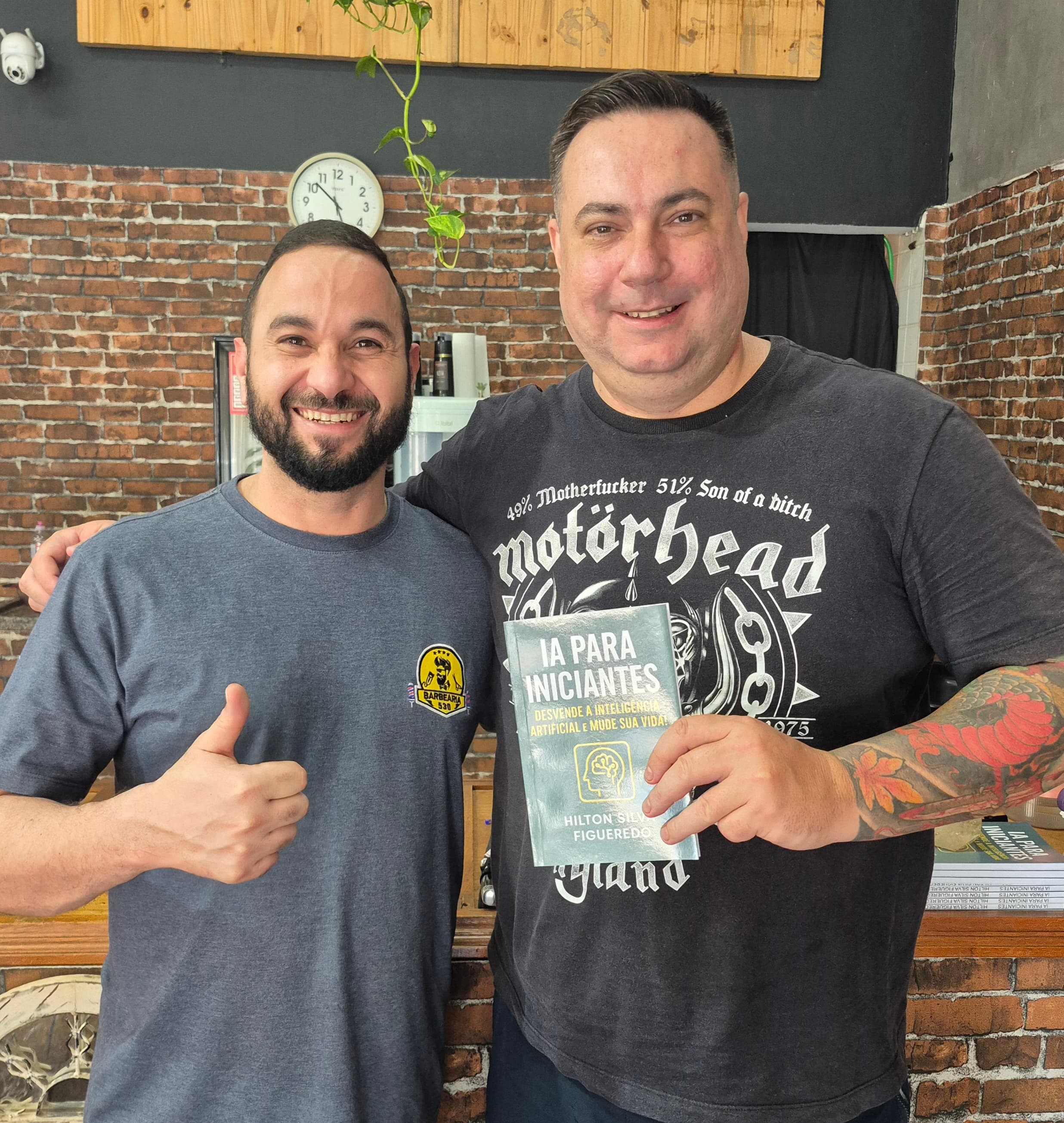 Leitor 14 com o livro IA para Iniciantes